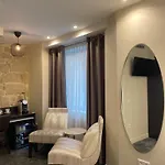 Lion D'or 3* Paris