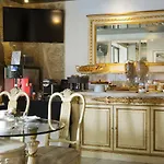 Lion D'or 3* Paris