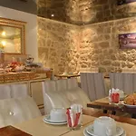 Hotel Lion D'or 3*