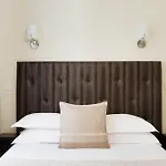 Lion D\'Or Paris Hotel