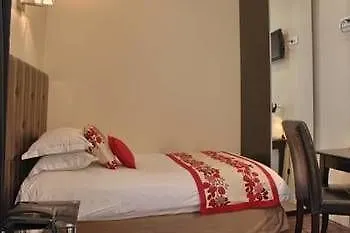 Lion D'or 3* Parigi